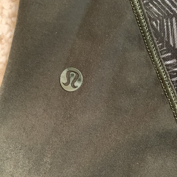 Lululemon- Like New- Sz 10- Cool 2 Street Scoop Back Tank- Gator Green - Picture 10 of 13